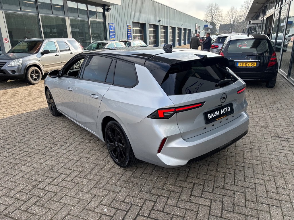 OPEL-ASTRA-1.2 GS AUTOMAAT 130PK NAVI PDC-CAMERA WINTERPACK.