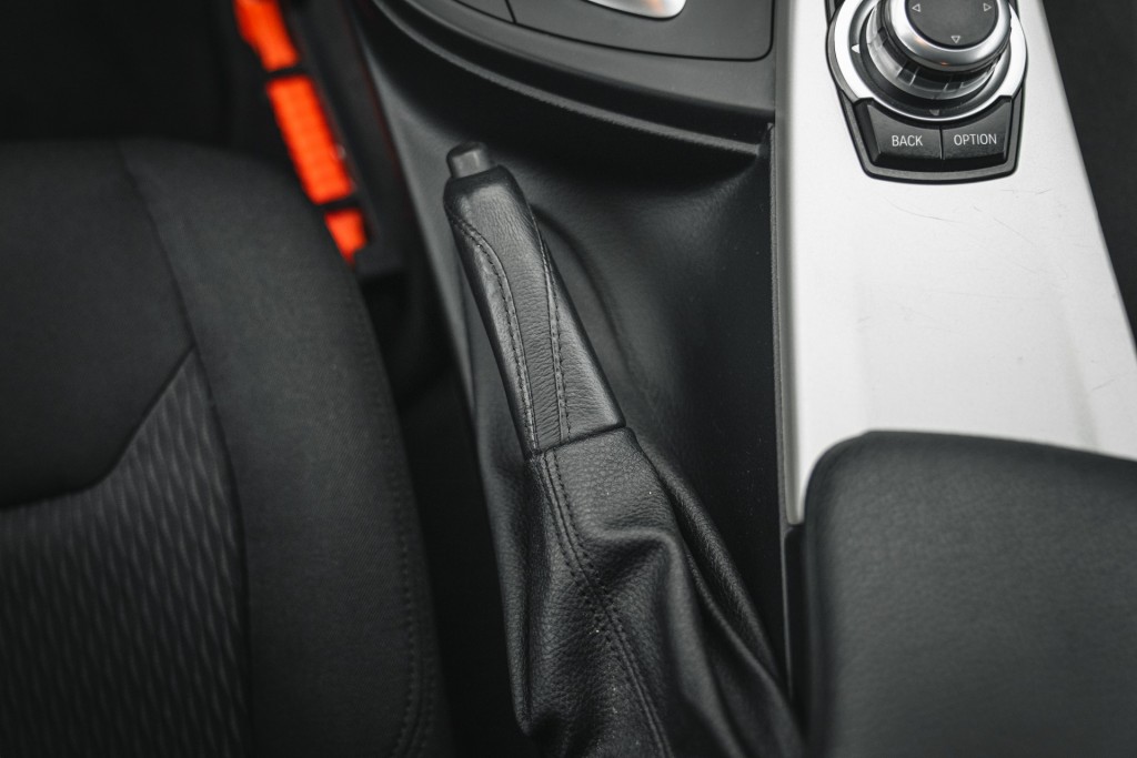 BMW-3-SERIE-316 I autmaat navi