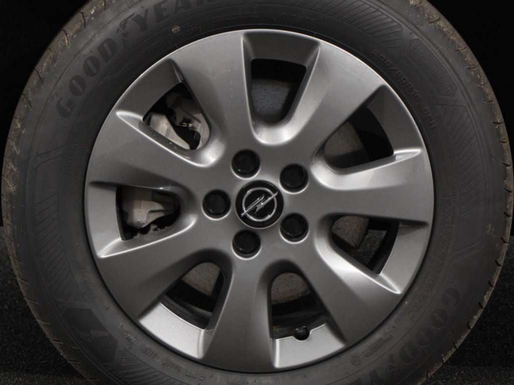 OPEL-COMBO-1.5 BlueHDi 130 S&S L2 Automaat   Navigatie   Apple Carplay / Android Auto   Trekhaak   Airco   Camera   Cruise Control   Parkee