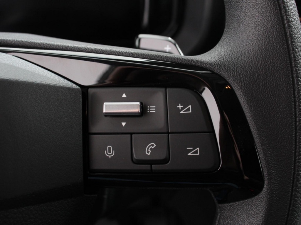 OPEL-COMBO-1.5 BlueHDi 130 S&S L2 Automaat   Navigatie   Apple Carplay / Android Auto   Trekhaak   Airco   Camera   Cruise Control   Parkee