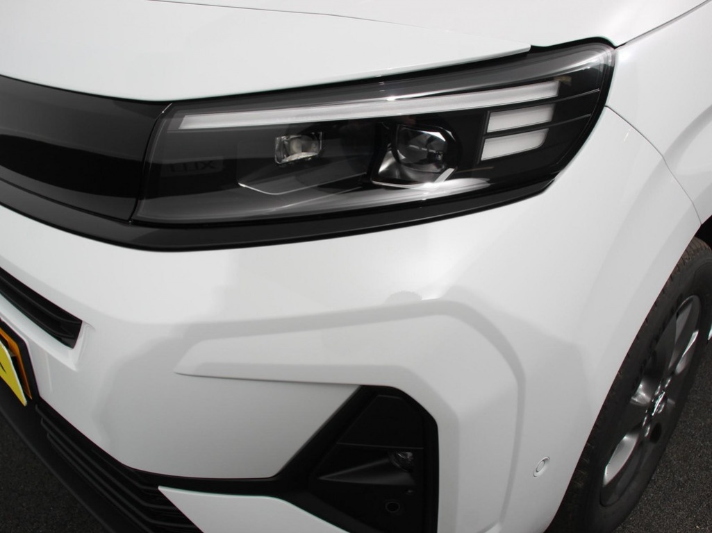 OPEL-COMBO-1.5 BlueHDi 130 S&S L2 Automaat   Navigatie   Apple Carplay / Android Auto   Trekhaak   Airco   Camera   Cruise Control   Parkee