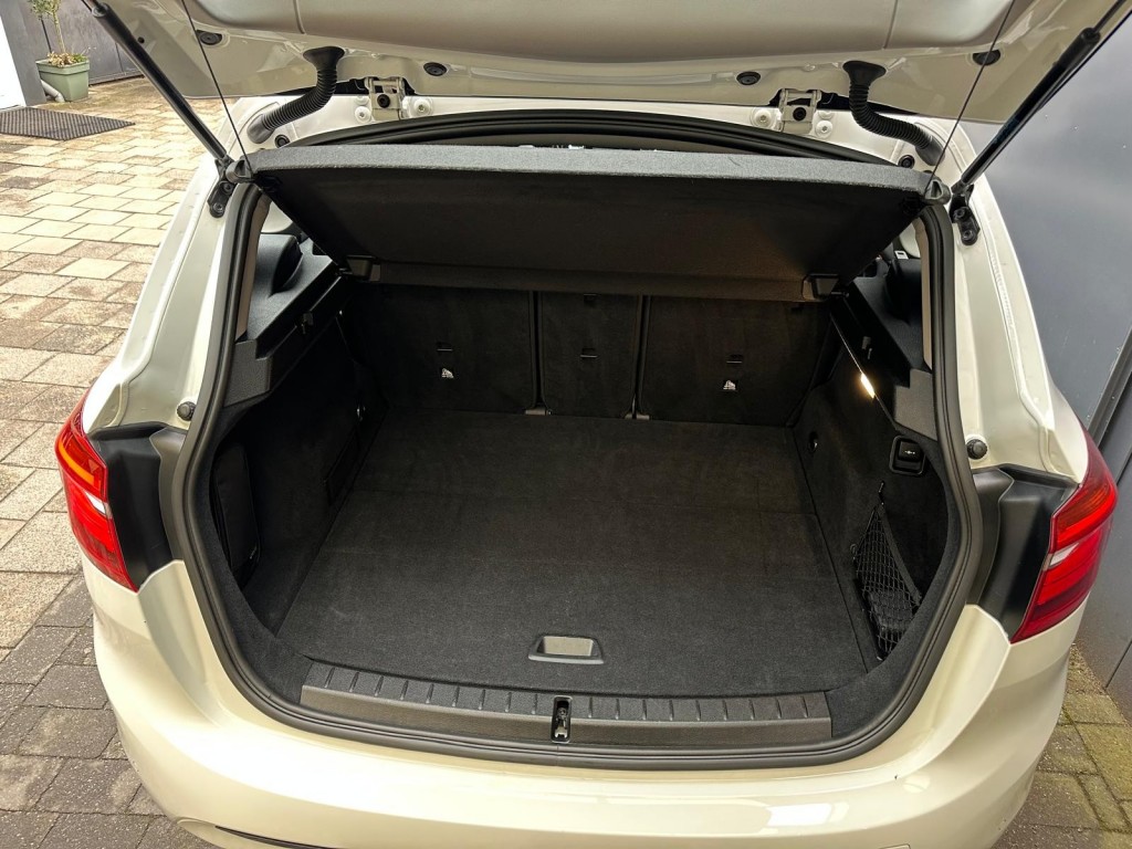 BMW-2-SERIE ACTIVE TOURER-218i Centennial Automaat