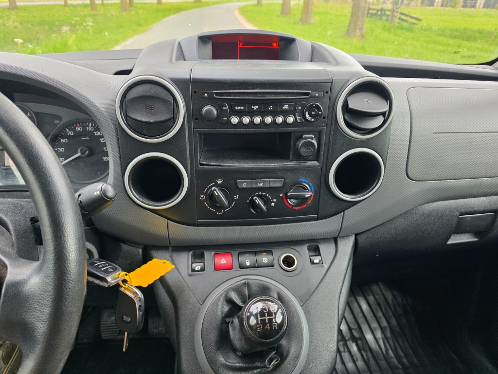 PEUGEOT-PARTNER-1.6 blue hdi