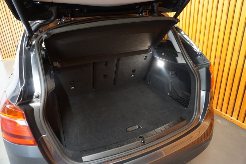 BMW-2-SERIE ACTIVE TOURER-225xe Centennial Executive Automaat Clima Navi