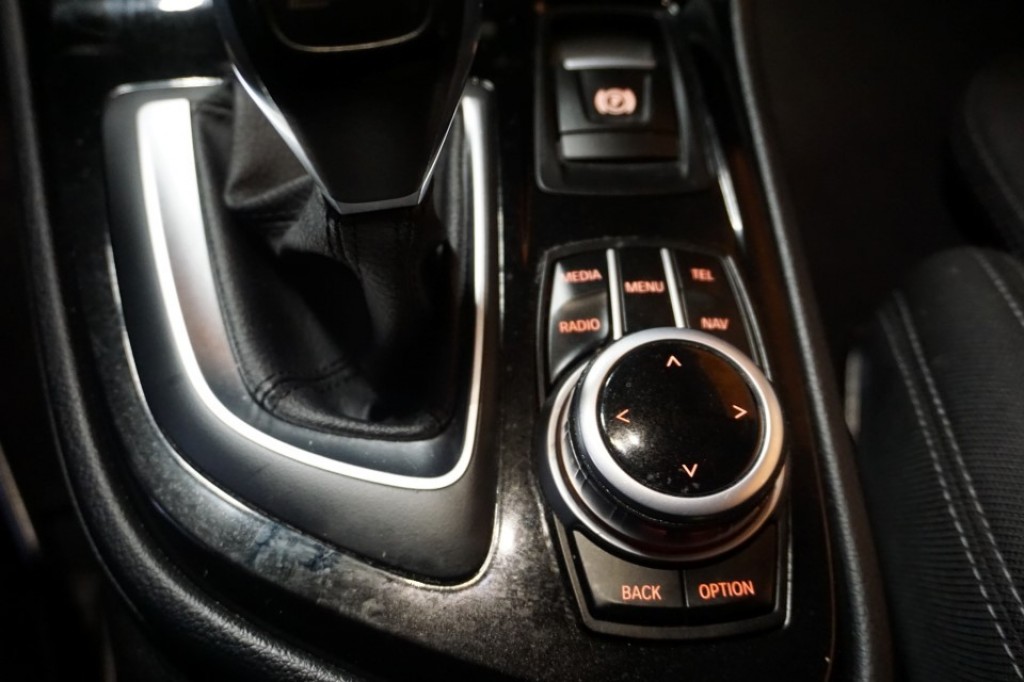 BMW-2-SERIE ACTIVE TOURER-225xe Centennial Executive Automaat Clima Navi