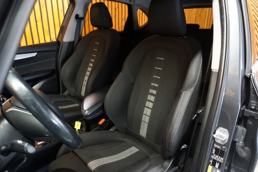 BMW-2-SERIE ACTIVE TOURER-225xe Centennial Executive Automaat Clima Navi