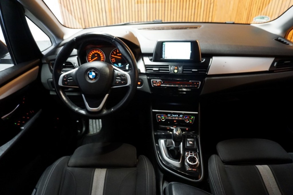 BMW-2-SERIE ACTIVE TOURER-225xe Centennial Executive Automaat Clima Navi