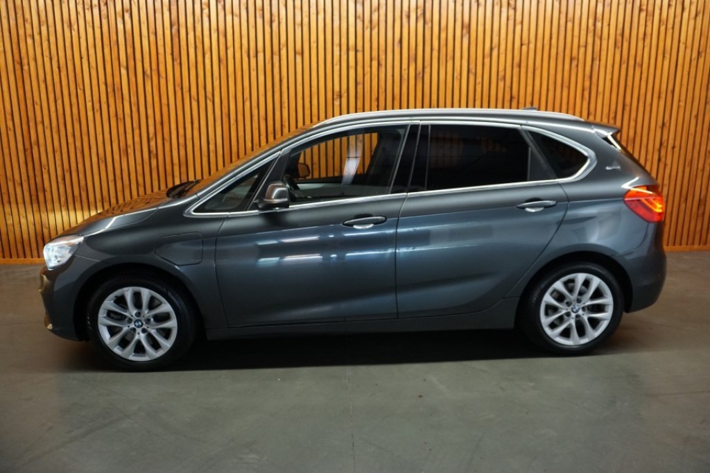 BMW-2-SERIE ACTIVE TOURER-225xe Centennial Executive Automaat Clima Navi