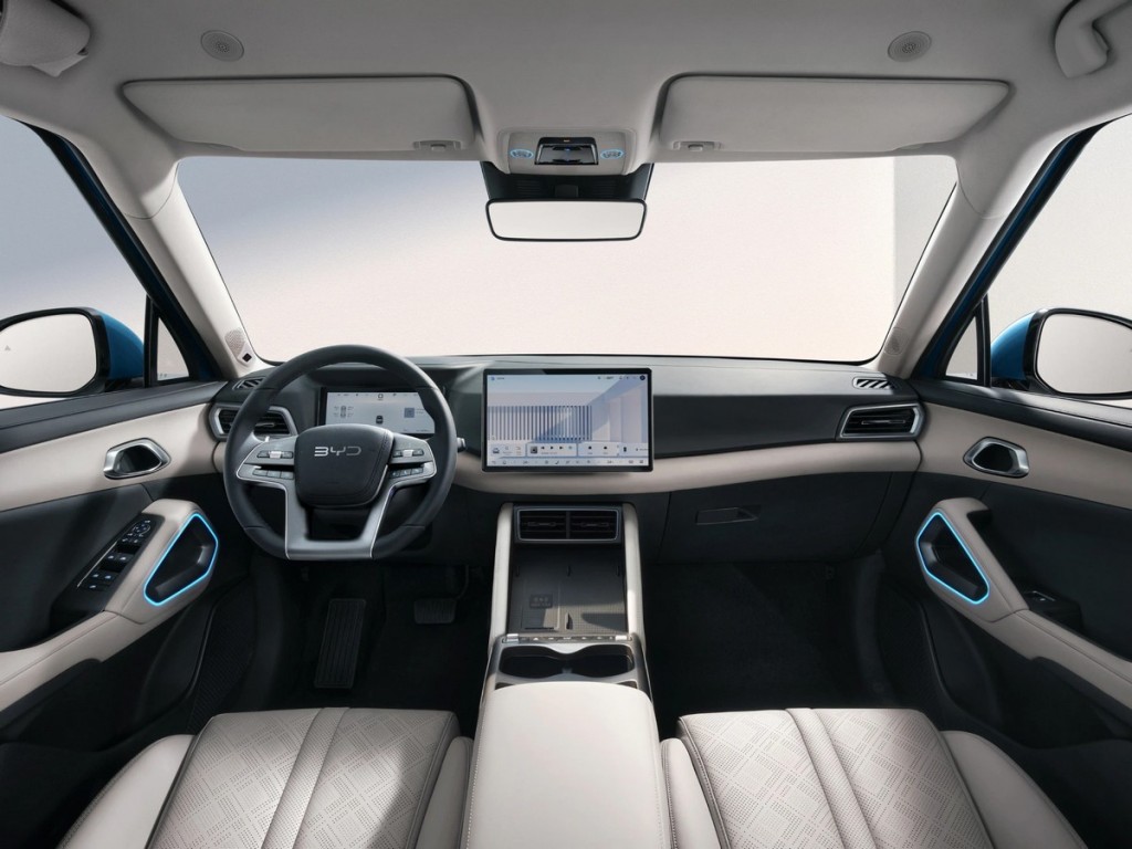 BYD-ATTO 2-DM-i BOOST  PHEV 18 kWh  Rijklaar