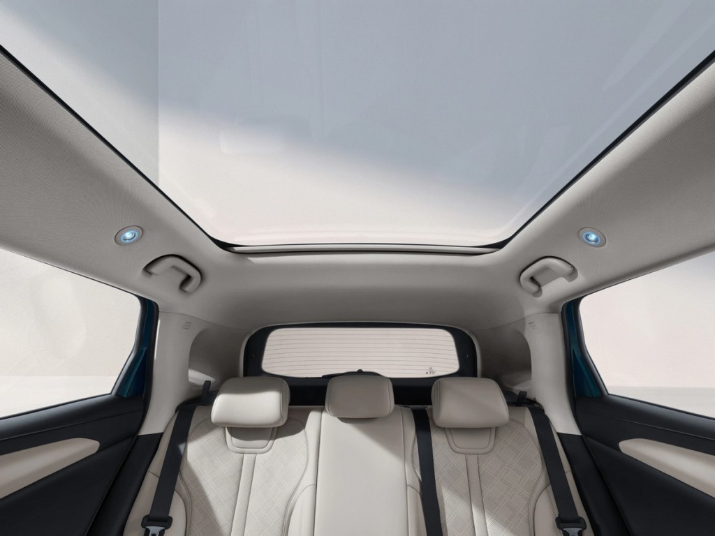BYD-ATTO 2-DM-i BOOST  PHEV 18 kWh  Rijklaar
