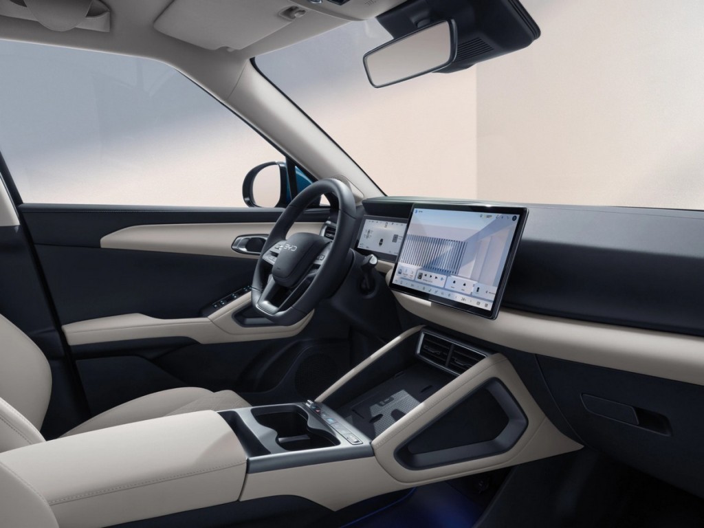 BYD-ATTO 2-DM-i BOOST  PHEV 18 kWh  Rijklaar