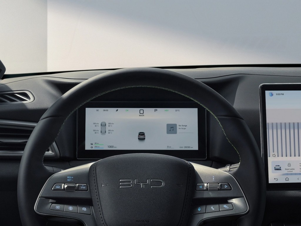 BYD-ATTO 2-DM-i BOOST  PHEV 18 kWh  Rijklaar