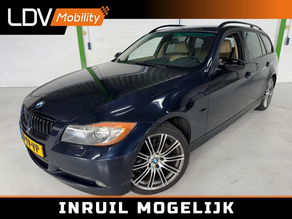 BMW-3-SERIE-325XI HIGH EXECUTIVE / 3.0 Benzine / 6-cilinder / vierwielaandrijving / Amerikaanse uitvoering.