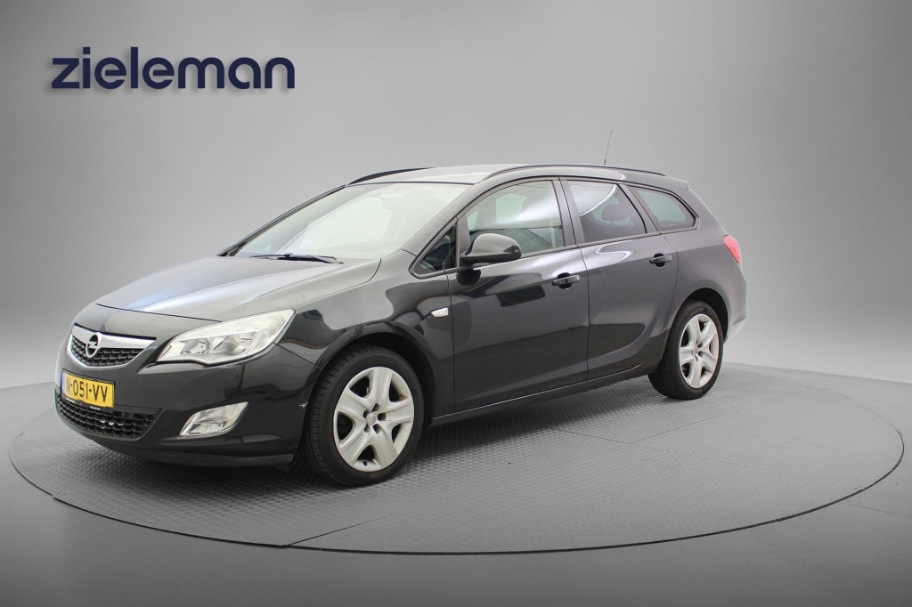 OPEL-ASTRA-Sportstourer 1.4 Turbo Edition - Airco, PDC, Trekhaak