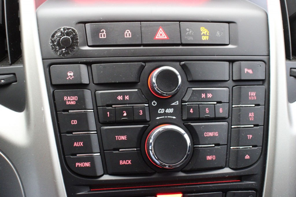 OPEL-ASTRA-Sportstourer 1.4 Turbo Edition - Airco, PDC, Trekhaak