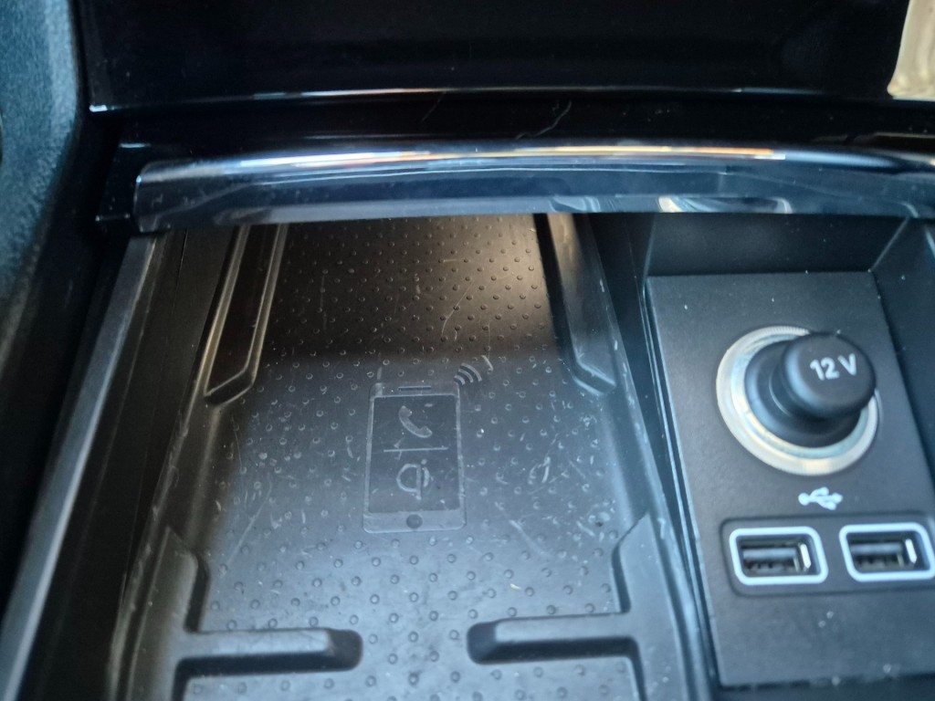 SKODA-KAROQ-1.5 TSI ACT Sportline Business, Automaat, PANO, Camera, Trekhaak, ACC, VCC, ALL IN Prijs!