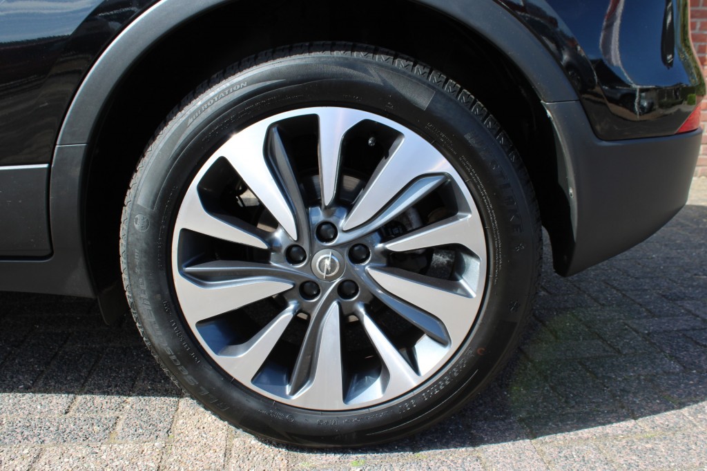 OPEL-MOKKA X-1.4 i 16V Turbo 140 pk Innovation automaat met o.a. trekhaak/parkeersens.navi./e.t,c.