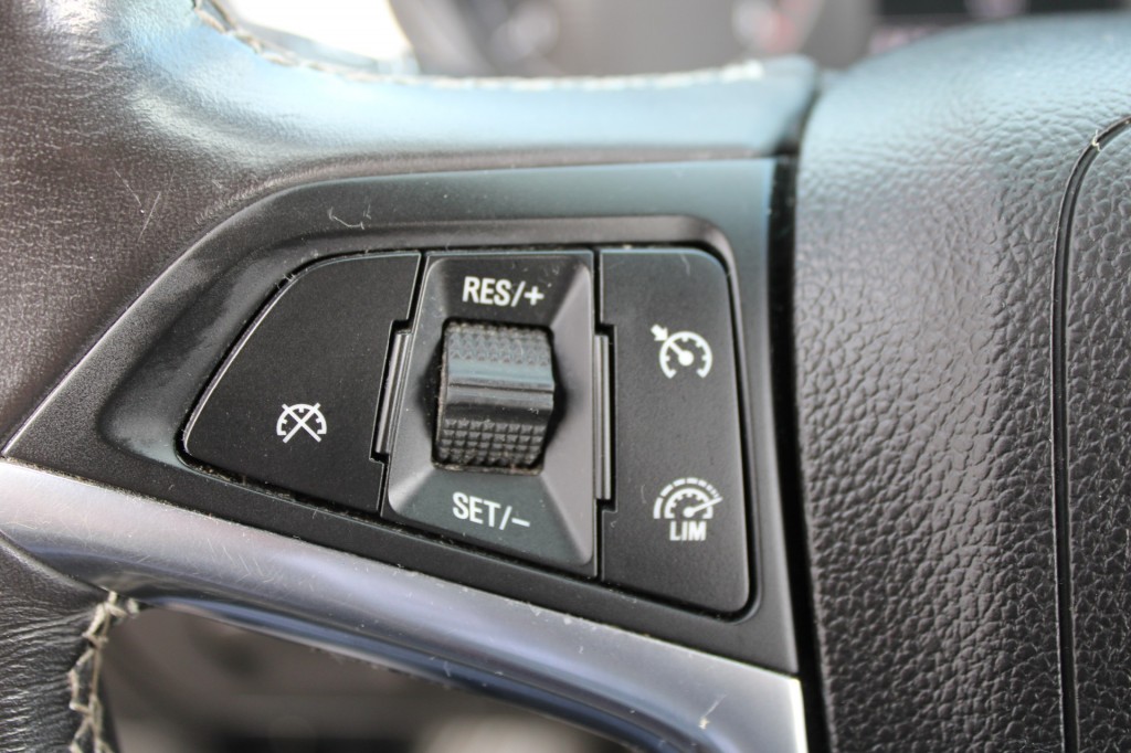 OPEL-MOKKA X-1.4 i 16V Turbo 140 pk Innovation automaat met o.a. trekhaak/parkeersens.navi./e.t,c.