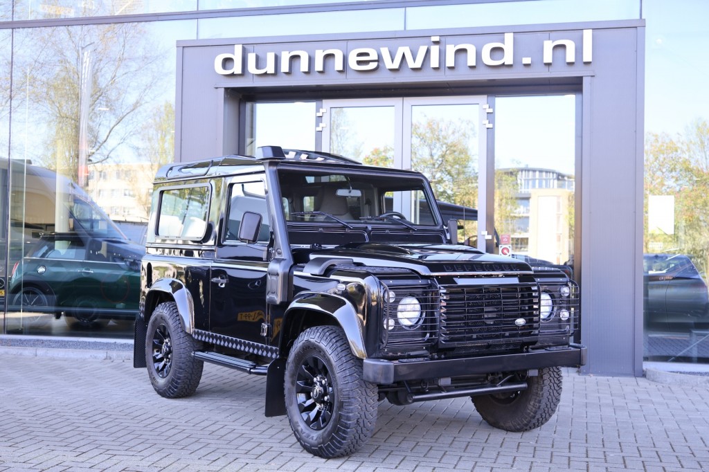 LAND ROVER-DEFENDER-90 XS *38945KM*AIRCO*LEDER*DEALERONDERHOUDEN*SANTORINI BLACK*