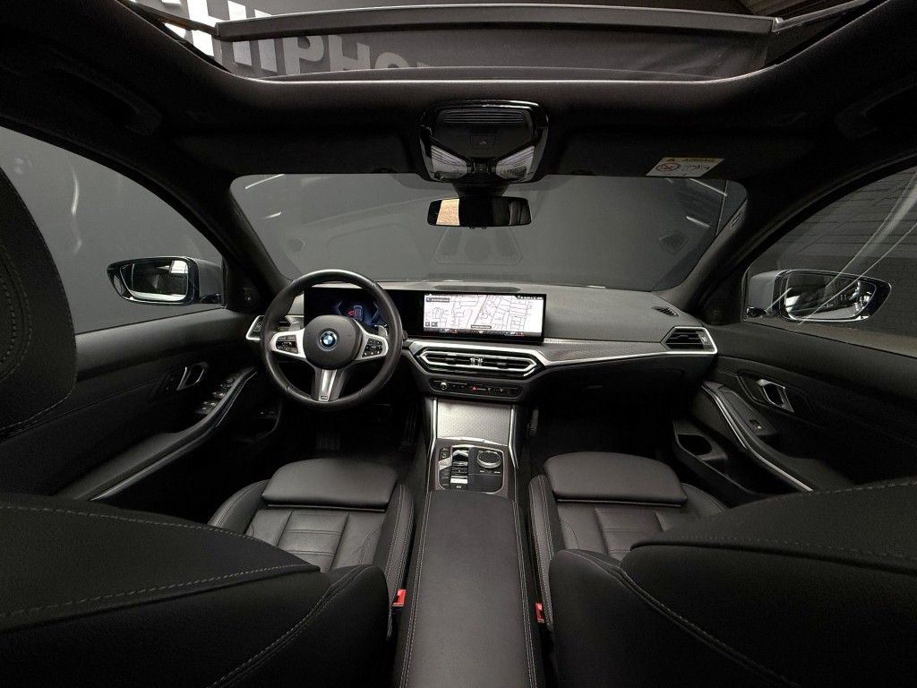 BMW-3-SERIE-Touring 320e M-Sport-Pro Harman Kardon Panorama  Leer Laser Led