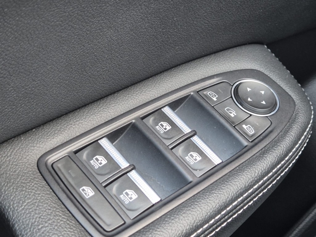 RENAULT-ARKANA-1.6 HYBRID E-TECH INTENS AUT. NAVI CAMERA AIRCO CARPLAY