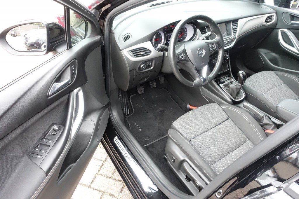 OPEL-ASTRA-1.2 EDITION BLACK 100%NL (All-in prijs)