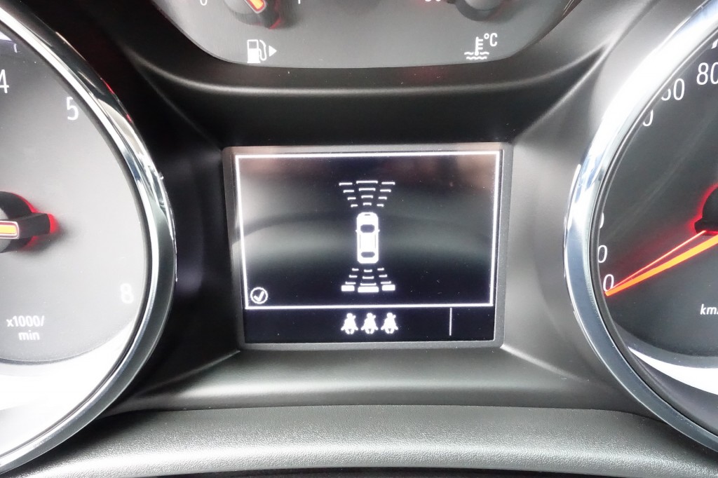 OPEL-ASTRA-1.2 EDITION BLACK 100%NL (All-in prijs)