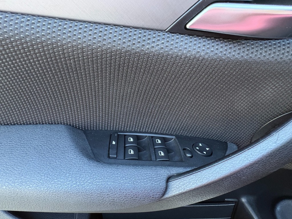 BMW-X1-SDRIVE20I HIGH EXEC.