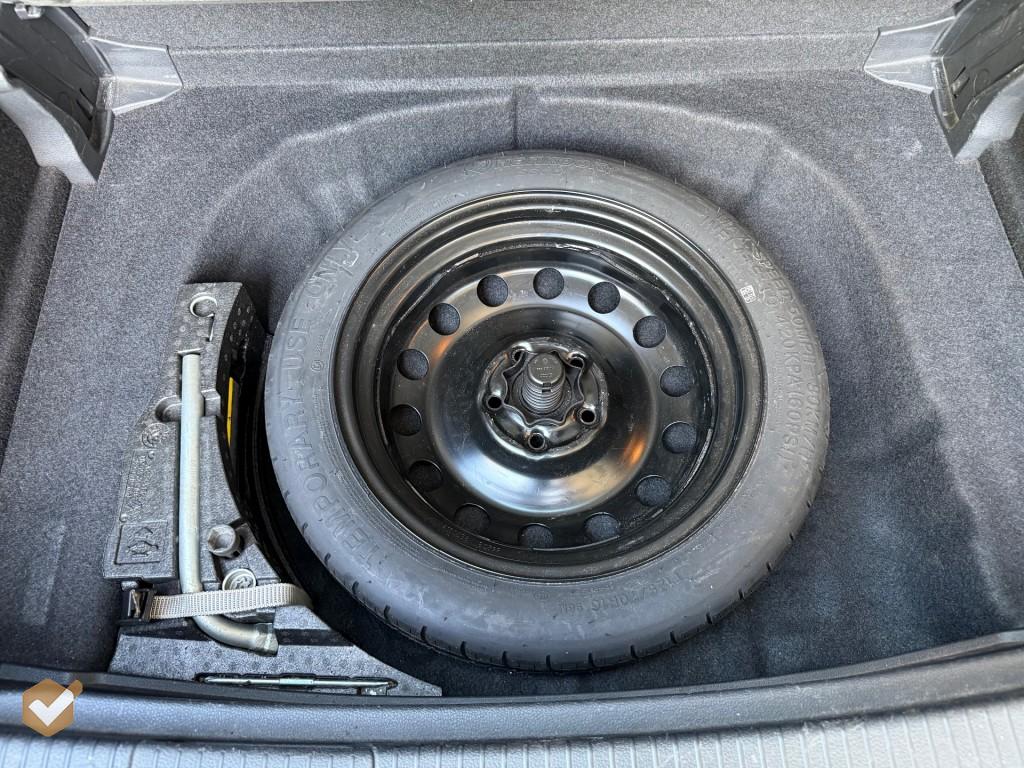 VOLKSWAGEN-GOLF SPORTSVAN-1.4 TSI Highline Automaat NL-Auto *Geen Afl. kosten*
