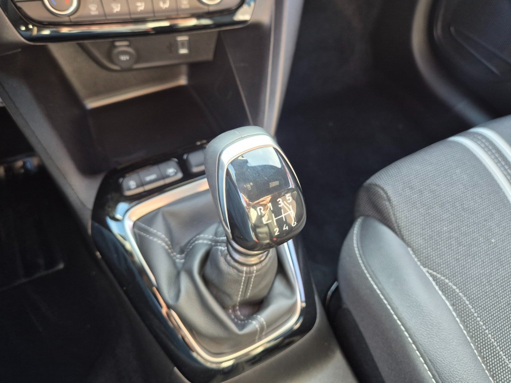 OPEL-CORSA-1.2 TURBO GS CAMERA CARPLAY HALF-LEER LANE-ASSIST CRUISE-CONTROL AIRCO LMV PDC