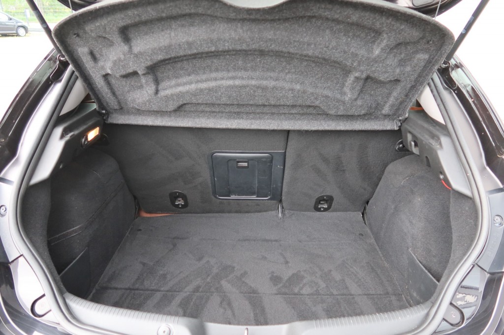 ALFA ROMEO-GIULIETTA-1.4 T Exclusive AUTOMAAT 170pk Clima, NAVI, Bruin Leder, 40.000km NAP