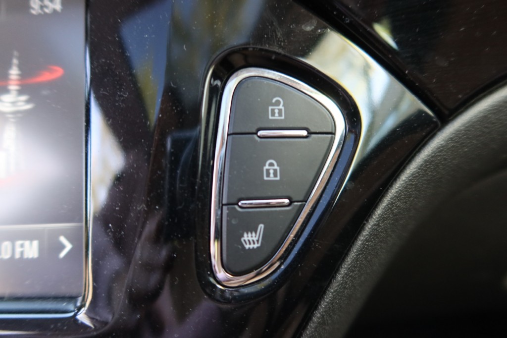 OPEL-ADAM-1.4 Unlimited AUTOMAAT Bruin Leder, Pano dak, Stoel/stuurverwarming