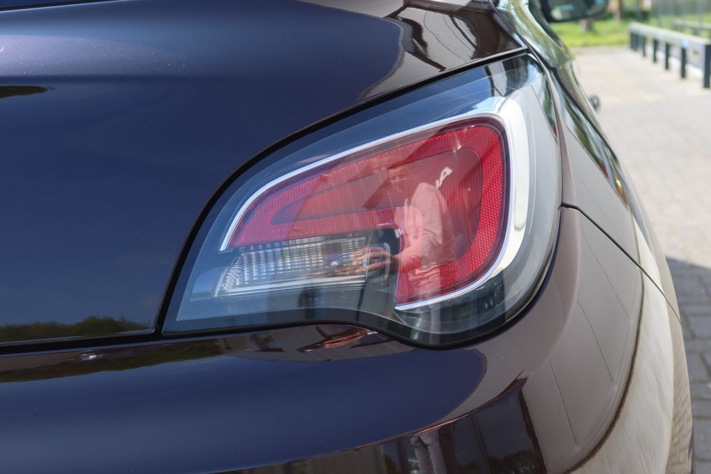 OPEL-ADAM-1.4 Unlimited AUTOMAAT Bruin Leder, Pano dak, Stoel/stuurverwarming