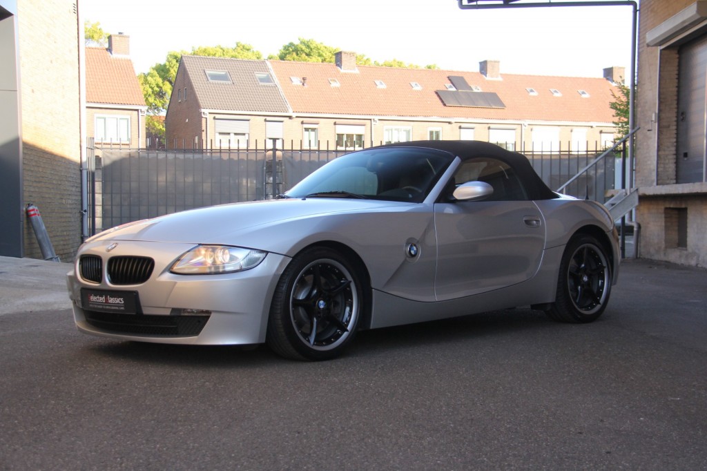 BMW-Z4-3.0Si 265 PK / Top staat / 100% Historie / Handgeschakeld