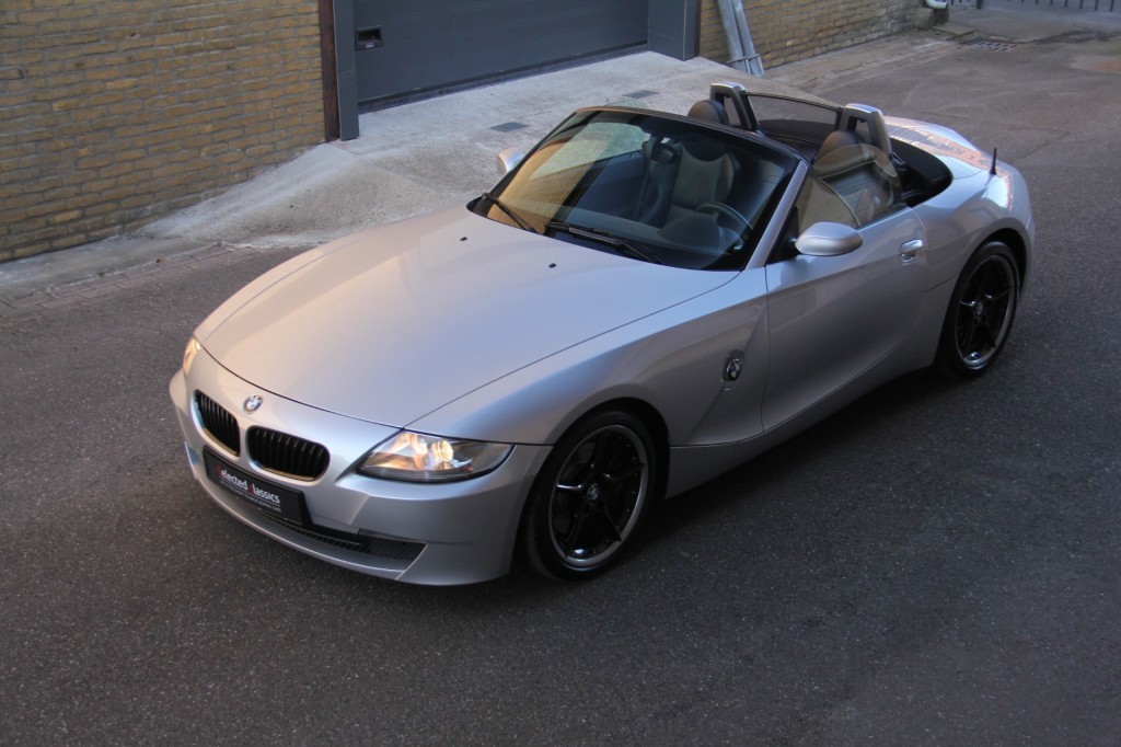 BMW-Z4-3.0Si 265 PK / Top staat / 100% Historie / Handgeschakeld