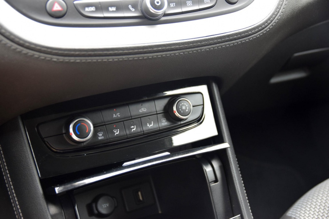 OPEL-GRANDLAND X-1.2 Turbo Online Edition   D-riem vervangen   Cruise   Carplay   Navigatie