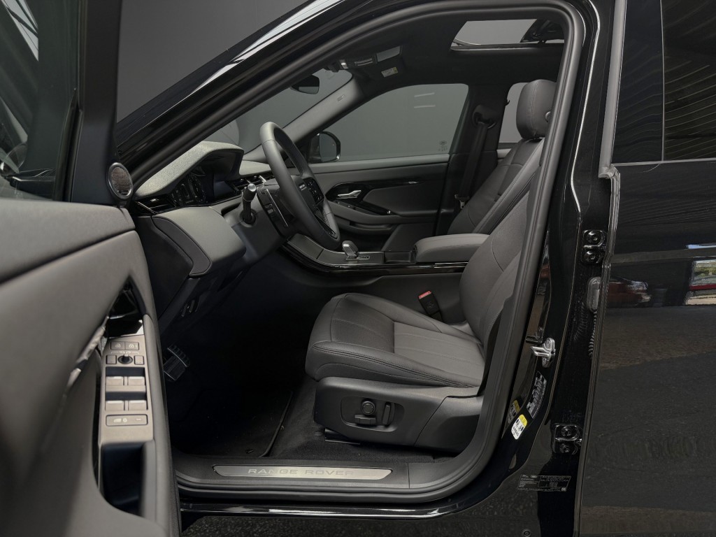 LAND ROVER-RANGE ROVER EVOQUE-P270e Dynamic SE ACC panoramaschuifdak black-pack/360 camera/5jr garantie
