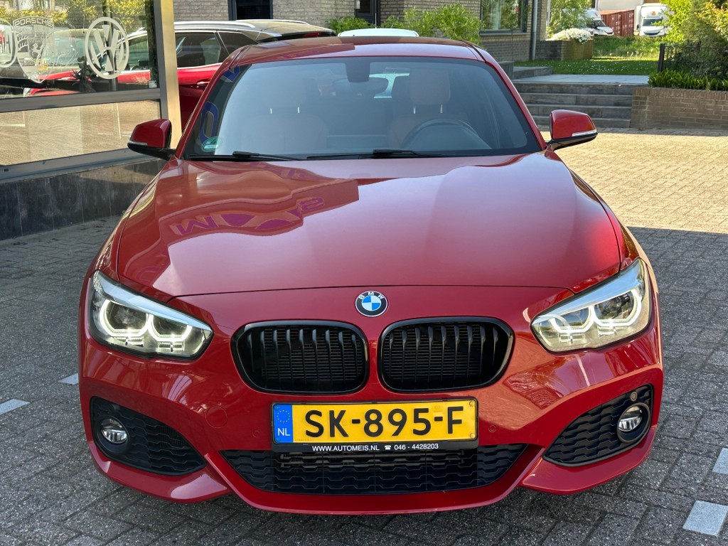 BMW-1-SERIE-118I High Executive Automaat Navi Camera Leer Trekhaak