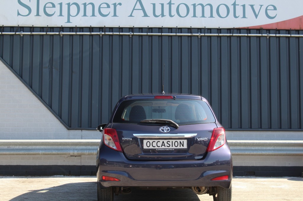 TOYOTA-YARIS-1.0 VVT-i Tendance/ Airco/ Nette Auto /Weinig Kilometers!!
