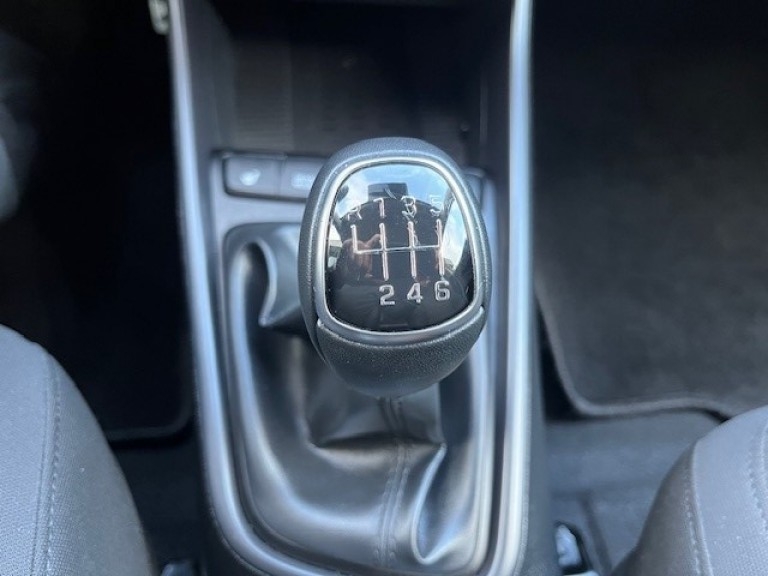 HYUNDAI-BAYON-1.0 T-GDI MILD HYBRID TREND STOEL/STUURVERW CARPLAY