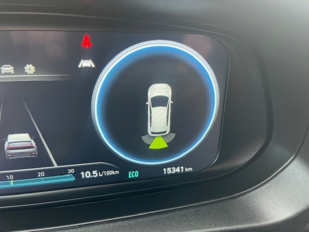 HYUNDAI-BAYON-1.0 T-GDI MILD HYBRID TREND STOEL/STUURVERW CARPLAY