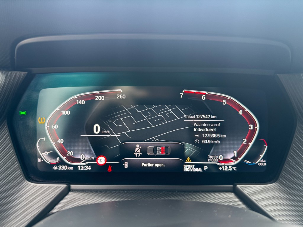 BMW-2-SERIE-220I M-Sport,LED,Schaalstoel,Lane Ass.,Carplay,Stoelverw,Camera,