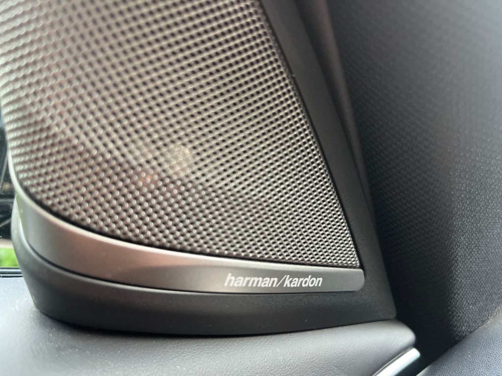 BMW-5-SERIE-TOURING 520I HIGH EXECUTIVE / SCHUIFDAK / LEDER / HARMAN-KARDON