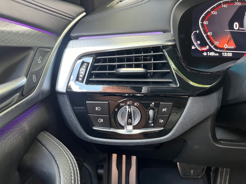 BMW-5-SERIE-TOURING 520I HIGH EXECUTIVE / SCHUIFDAK / LEDER / HARMAN-KARDON
