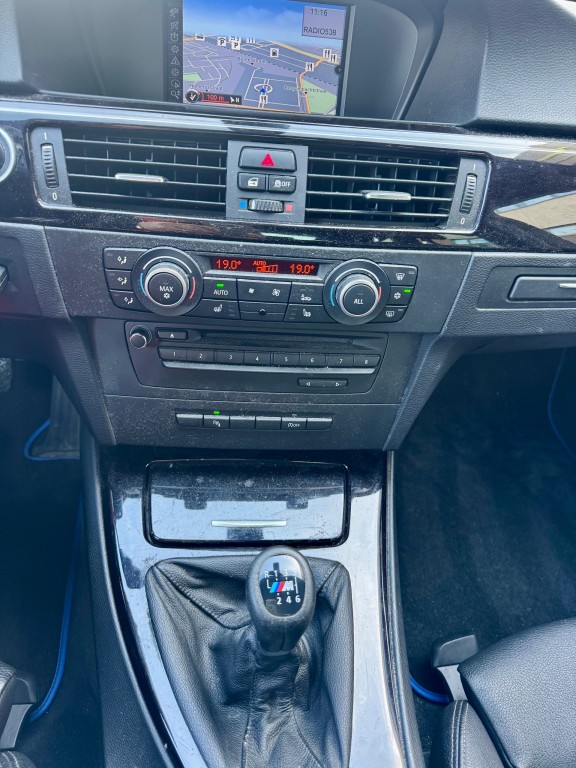 BMW-3-SERIE-320d BluePerformance High Executive M-PAKKET APK 183 PK