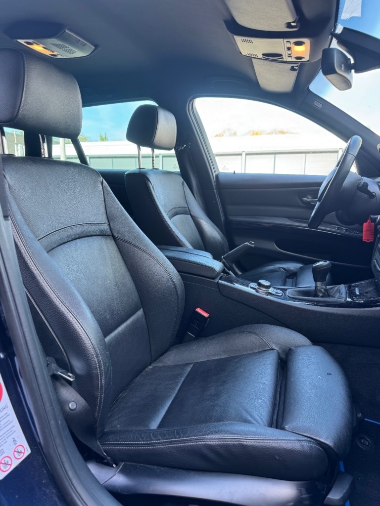 BMW-3-SERIE-320d BluePerformance High Executive M-PAKKET APK 183 PK