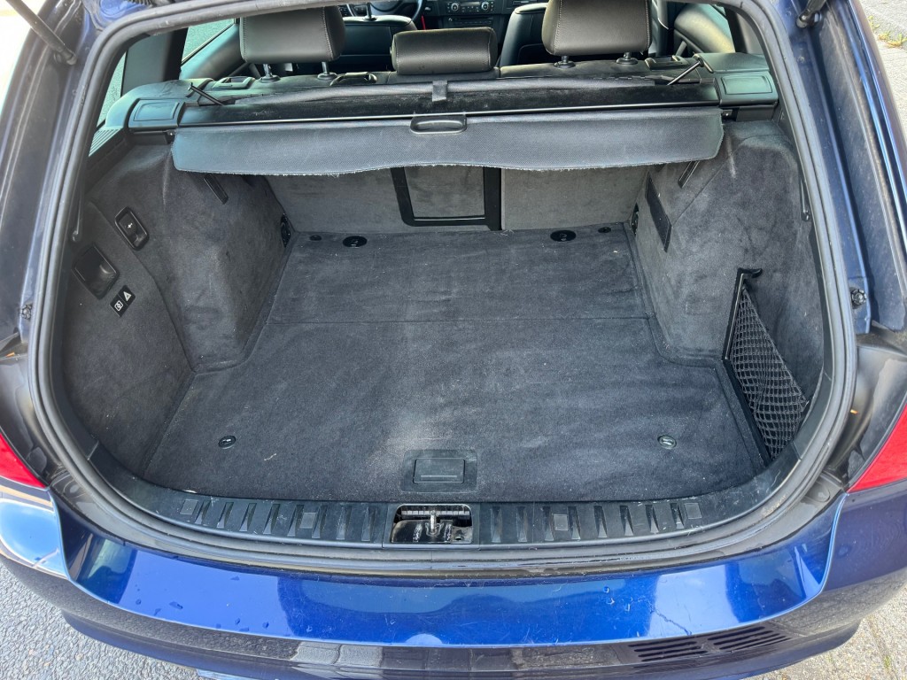 BMW-3-SERIE-320d BluePerformance High Executive M-PAKKET APK 183 PK