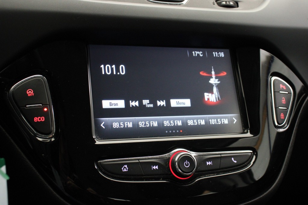 OPEL-CORSA-1.4 Favourite - Carplay, Navi, Cruise, Lichtmetalen Velgen