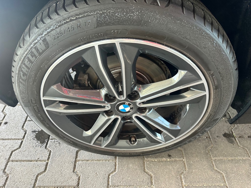 BMW-2-SERIE-218I HIGH EXEC. ED. 2  serie GRAND COUPE leder