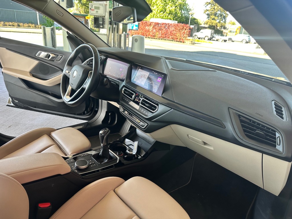 BMW-2-SERIE-218I HIGH EXEC. ED. 2  serie GRAND COUPE leder